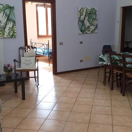 Podere"Sulle Soglie Del Bosco" Appartament And Rooms Pescia Buitenkant foto