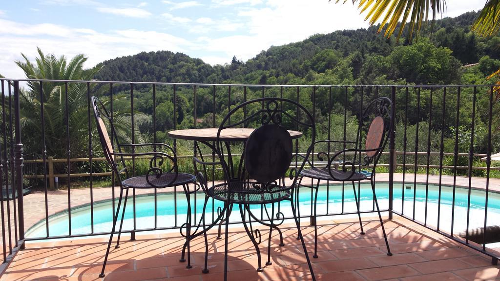 Podere"Sulle Soglie Del Bosco" Appartament And Rooms Pescia Buitenkant foto