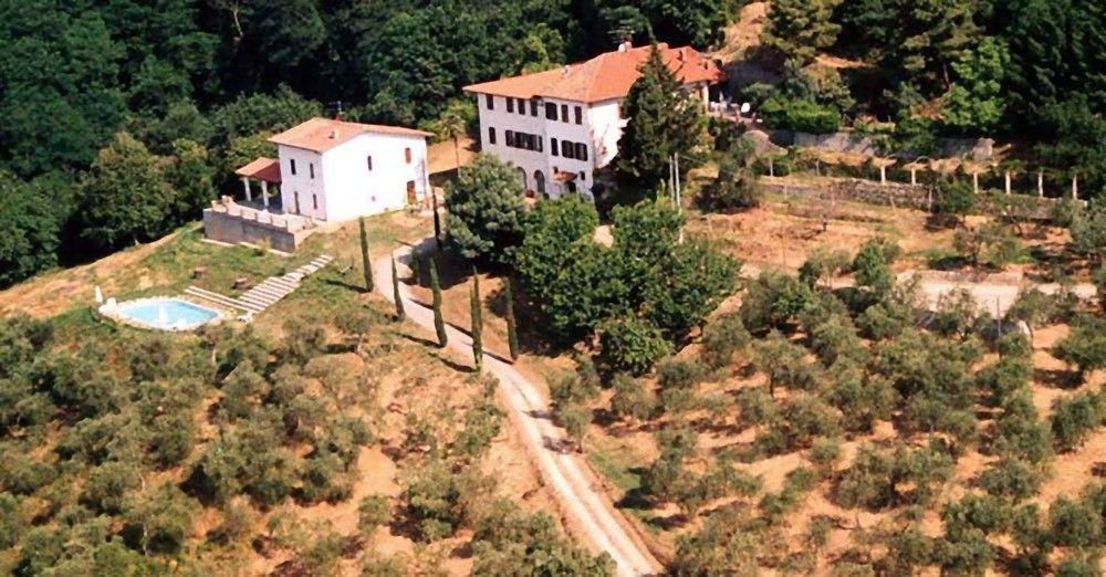 Podere"Sulle Soglie Del Bosco" Appartament And Rooms Pescia Buitenkant foto