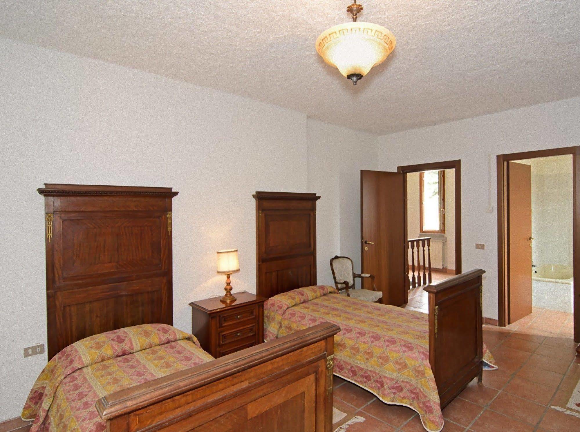 Podere"Sulle Soglie Del Bosco" Appartament And Rooms Pescia Buitenkant foto
