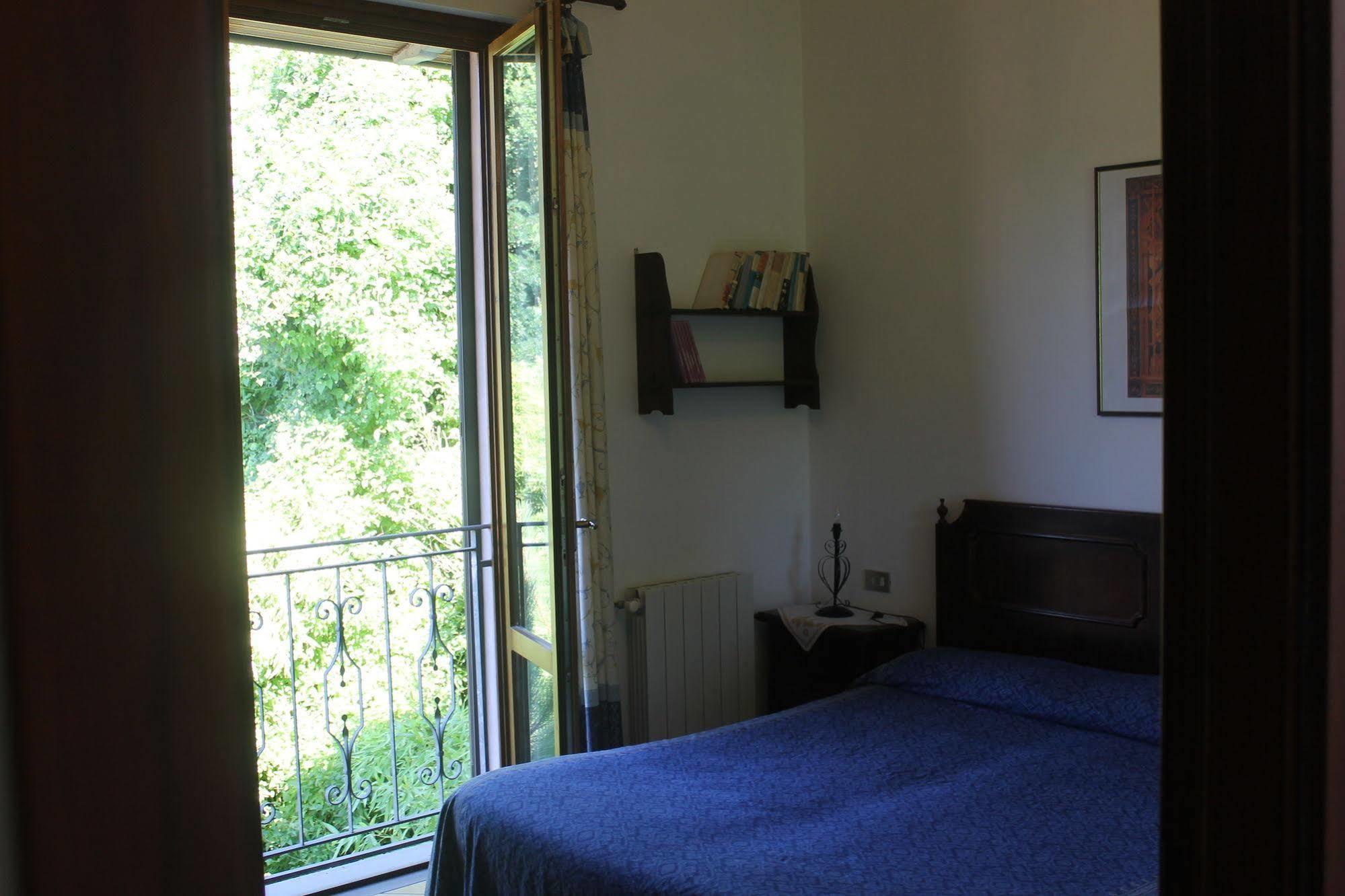 Podere"Sulle Soglie Del Bosco" Appartament And Rooms Pescia Buitenkant foto